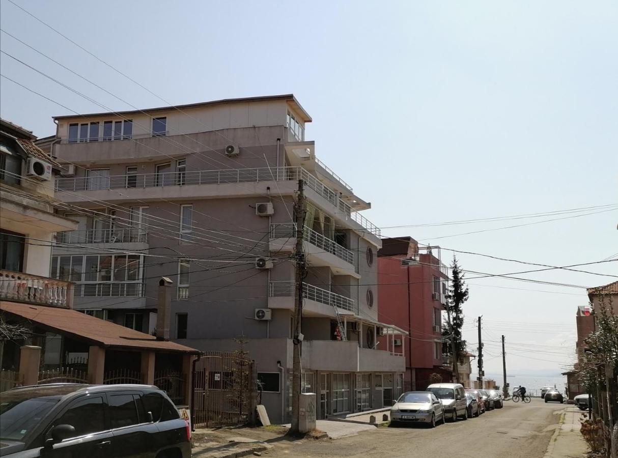 Апартамент Даскала С Паркомясто Burgas Exterior foto