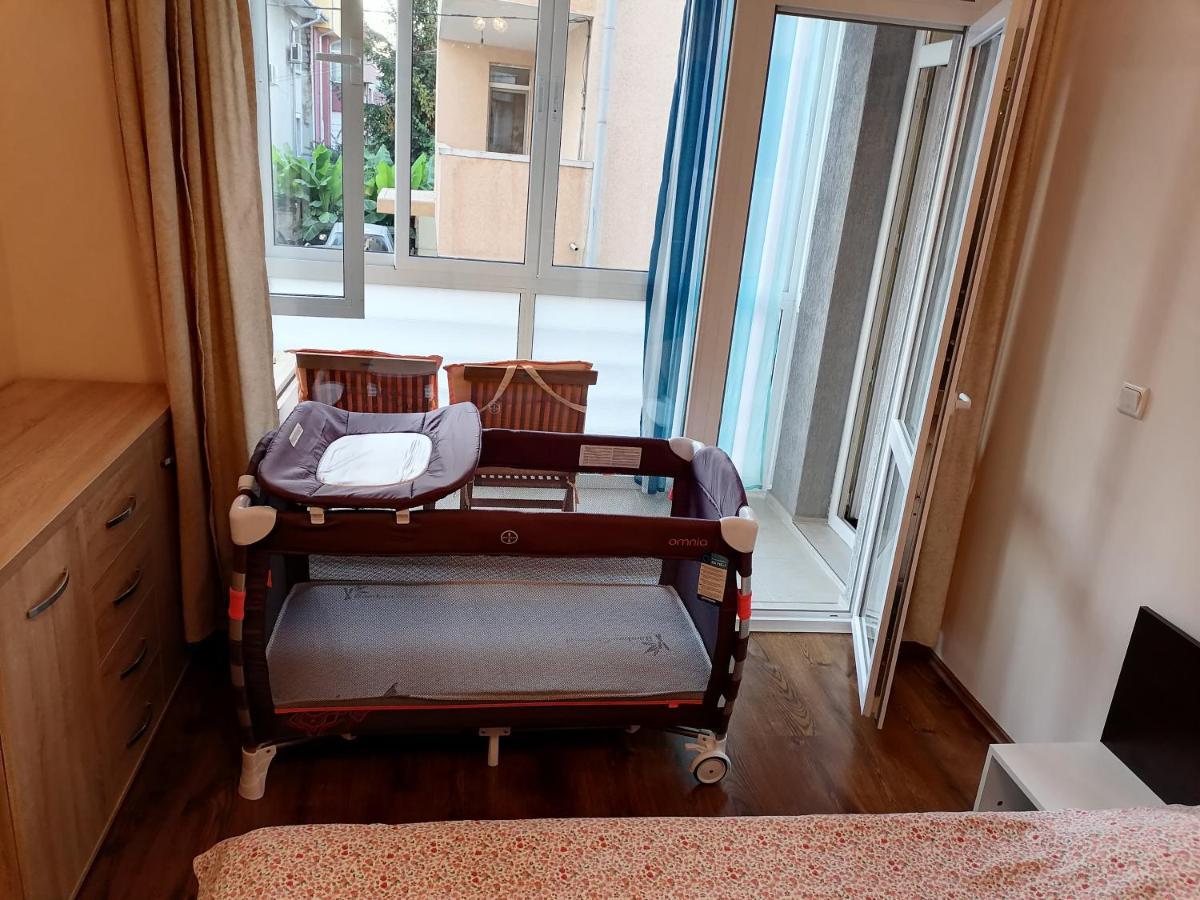 Апартамент Даскала С Паркомясто Burgas Exterior foto