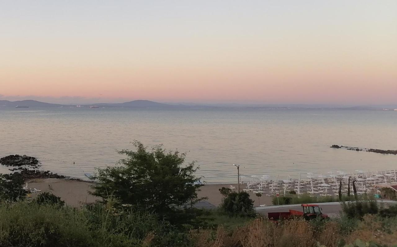 Апартамент Даскала С Паркомясто Burgas Exterior foto